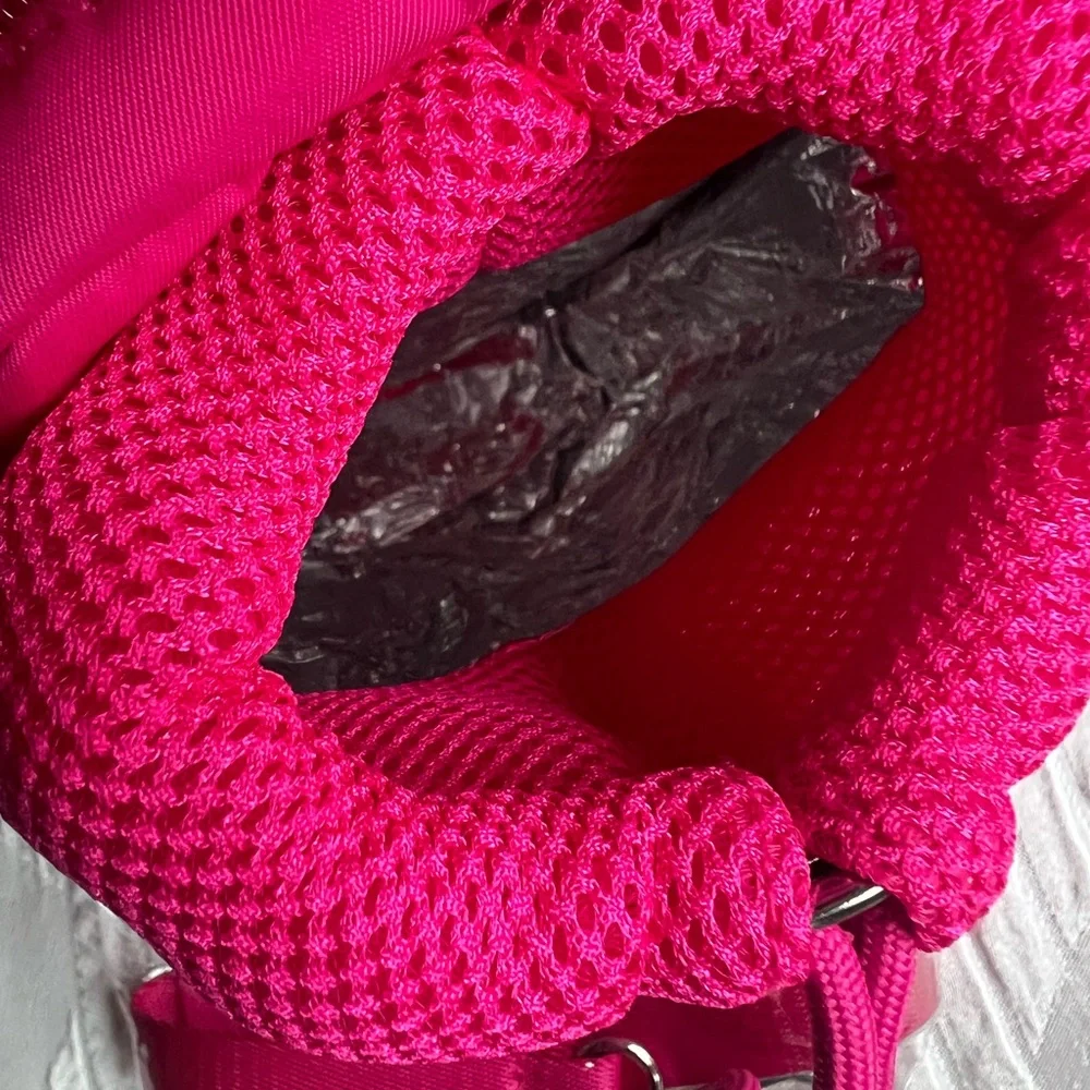 IHKWIP Take a Sip Insulated Water Bottle Caddy Crossbody -color: ruby berry. NWT - Picture 6 of 14